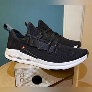 On Cloud Cloudeasy Womens Size 9 Brand New